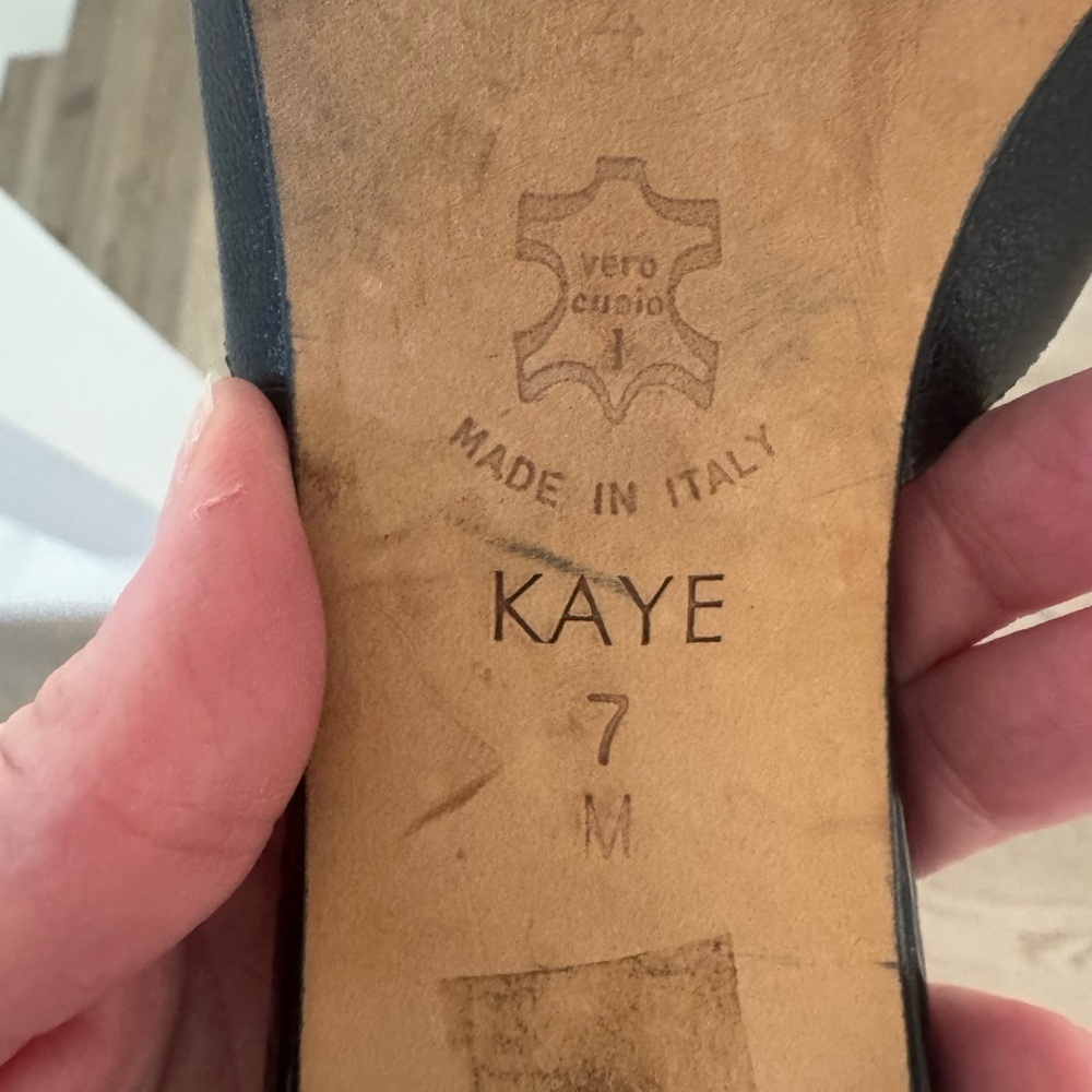 Brighton Kaye black leather sandals with patent croc-embossed strap size 7 - Picture 6 of 6